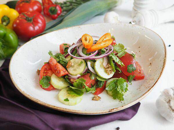 Вилла Подлипки - Салат овощной по-грузински