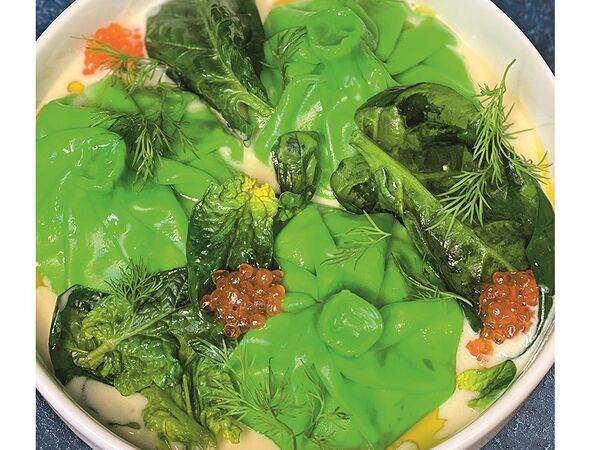 По тихому - Зеленые хинкали, фаршированные начинкой из лосося, шпината и страчателлы