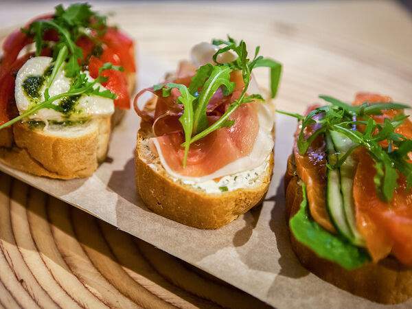 eatMeat - Брускетта микс