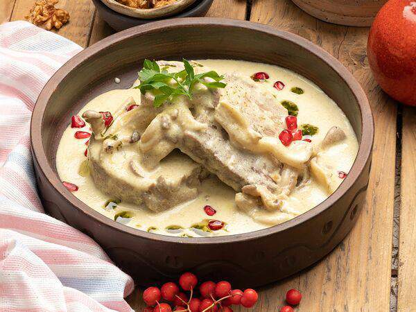 Нино и котэ - Чкмирули