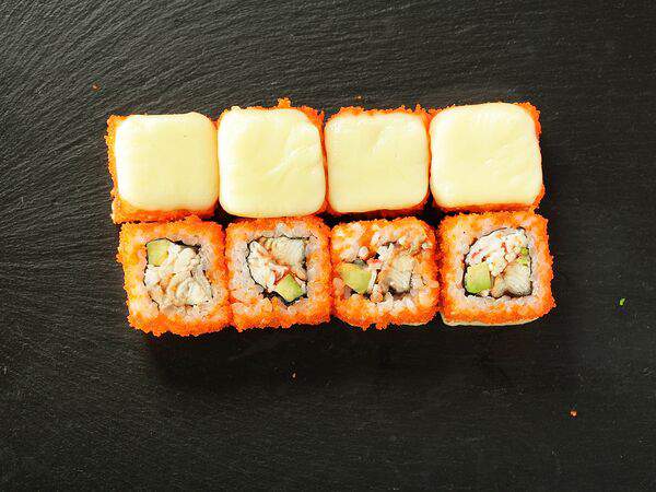 Kioto Mix-Cafe - Запеченный ролл Калифорния фурай