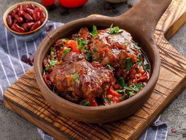 Двор Помидор - Говяжьи хвосты с пшеницей