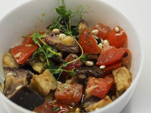 Гастромаркет The Eda - Баклажаны песто