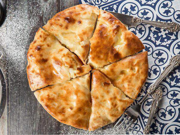 Алазани - Хачапури по-имеретински