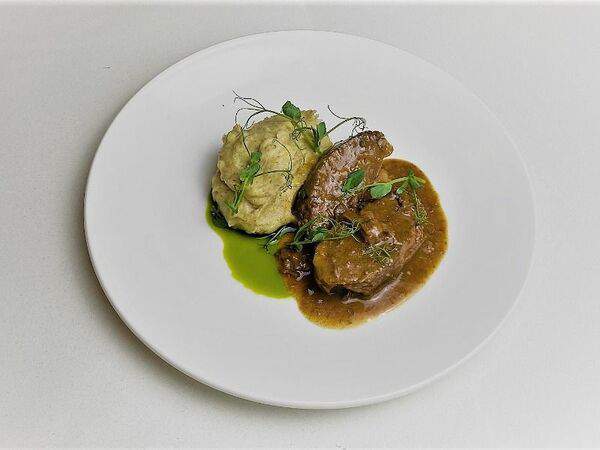 Massimo - Телячьи щечки с трюфельным пюре