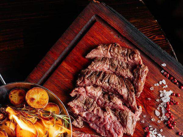 Brisket Eat & Fun - Скерт стейк