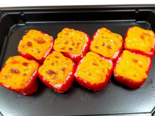 Sushic - Запечённые роллы Крейтер острый с лососем