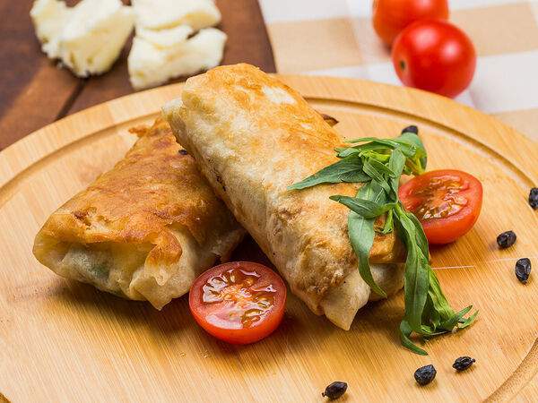 Кафе Отдых - Лаваш с сырной начинкой и зеленью