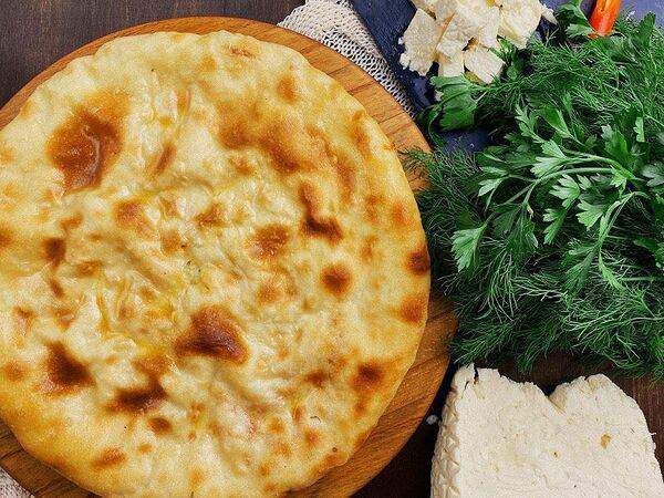 Осетинские пироги - Пирог с сыром и зеленью