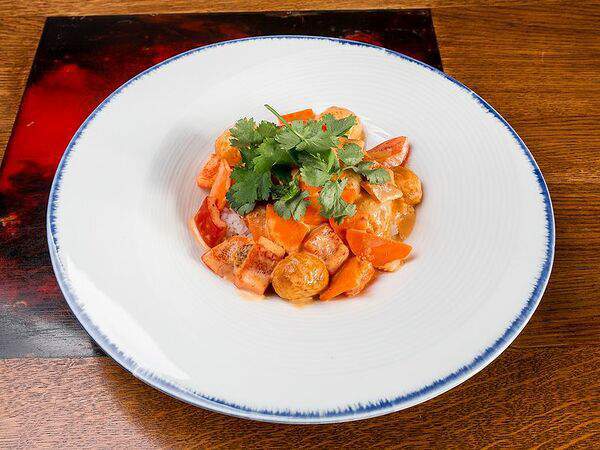 Рамен с уткой - Мусс из семги с соусом Карри и овощами