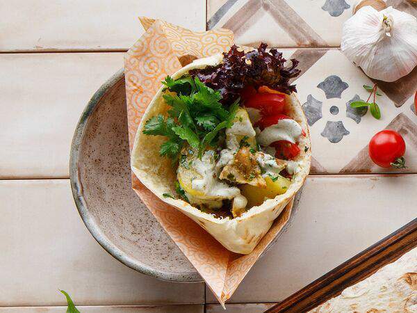 Хачо и Пури - Гирос с курицей и картофелем