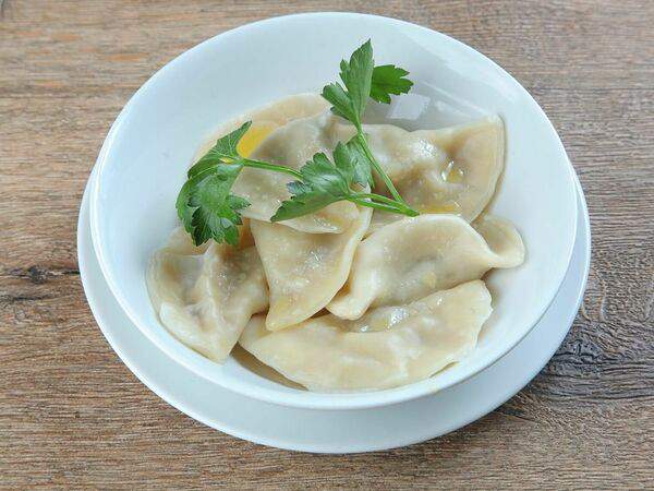 Дюжина - Вареники капустные со свининой