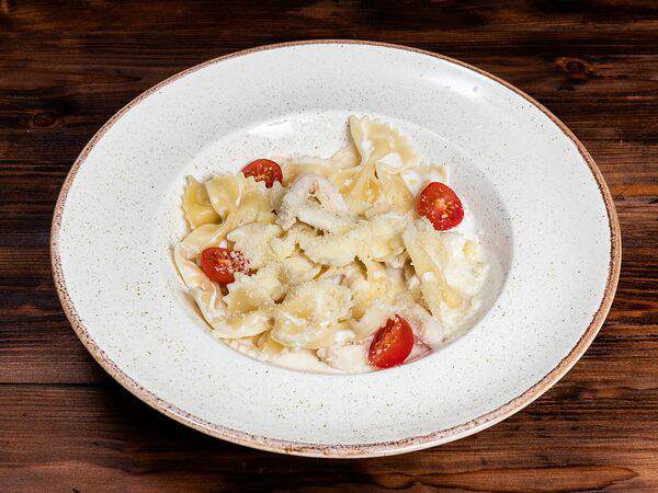 Трактир Колесо на Спасской - Бантики с куриным филе