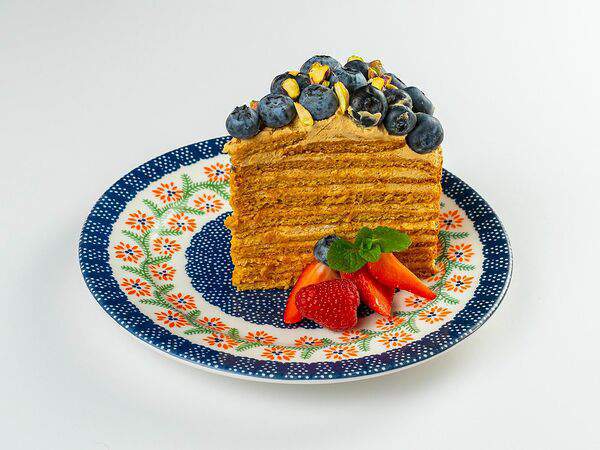 Skzk Rest - Медовик с ягодами