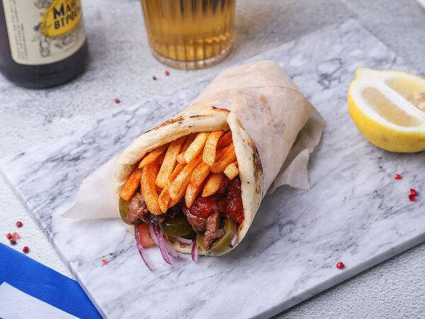 The Gyros Bistro - Гирос Арес острый со свининой и перцем халапеньо