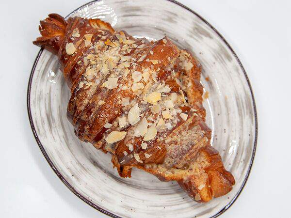 Тепло - Круассан миндальный