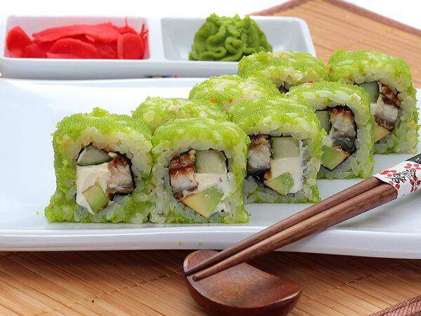 Sushiwoker - Ролл Калифорния с угрем