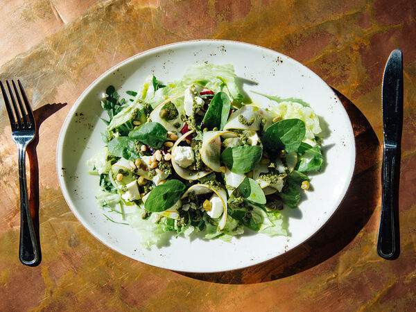 Фабрика - Салат из свеклы с сыром фета и грушей