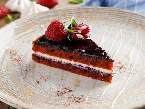 Мамалыга Бар - Свекольно-черничный пирог