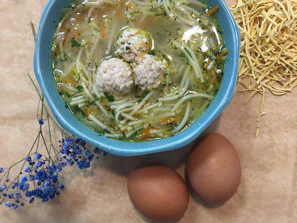 Мама в деле - Суп-лапша с куриными фрикадельками