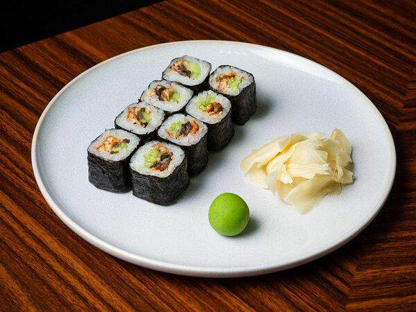 Clan - Маки с угрем и огурцом