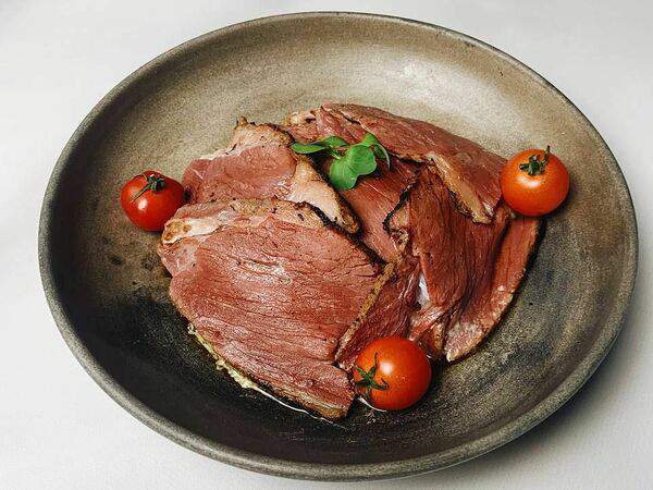 Vin Vin Concept Bar - Ростбиф со сливочным картофелем