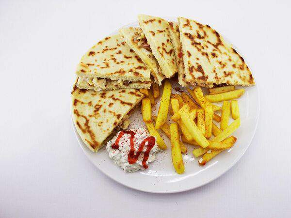 Ахиллес - Скепасти со свининой барбекю