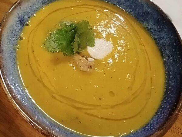 Рыбы бы - Суп-Пюре из кукурузы с креветками и мятой