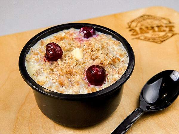 Зачёт Пицца & Бургеры - Каша овсяная с ягодами