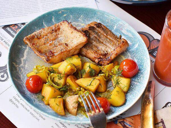 Мама Норка Папа Бобер - Филе судака, запеченное с овощами