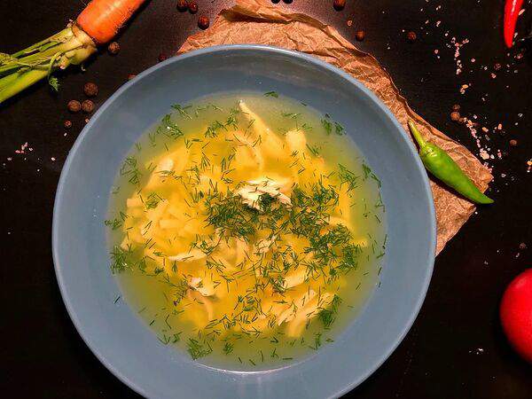 Вкус еды - Куриный суп с домашней лапшой