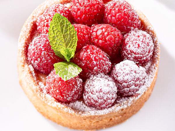 Урюк - Корзинка с малиной