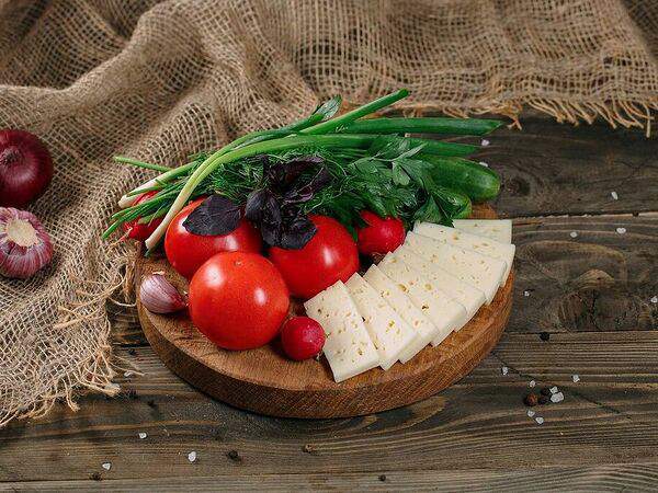 Шашлык Hits - Салат Овощная корзина с сыром чанах