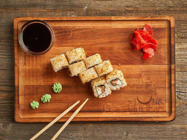 Luna lounge - Ролл Бонито