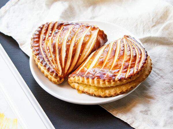 Хлебные истории - Шоссон с пюре из печеного яблока