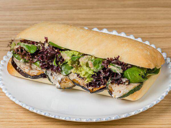 Milovita - С печеными овощами и муссом из авокадо