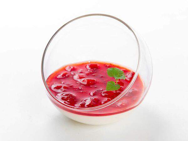 Труффальдино - Панна-котта с клубничным соусом