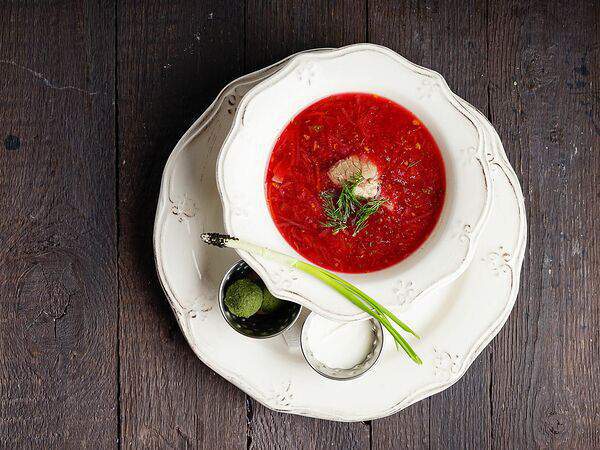 Прованс - Борщ с говяжьей грудинкой