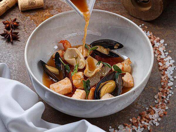 Fratelli - Фирменный суп Fratelli с морепродуктами