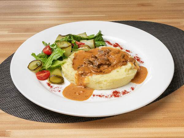 Lafa - Бефстроганов с картофельным пюре