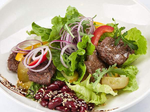 Пицца Темпо - Теплый салат с говядиной