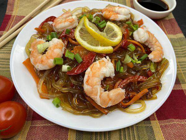 Японосуши - Рисовая лапша с морепродуктами