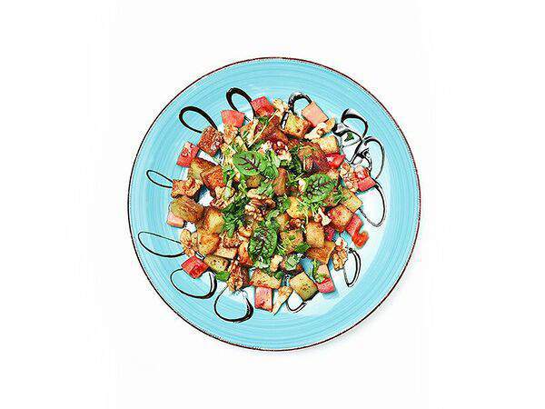 Tulasi Cafe  Туласи Кафе - Теплый салат из баклажанов с томатами