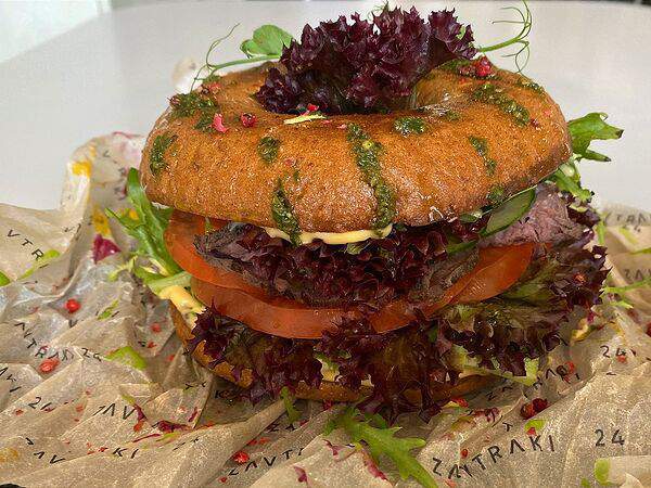 Zavtraki 24 - Бейгл с говядиной