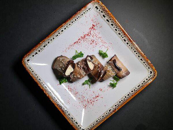 Мимино - Рулеты из баклажанов с сыром