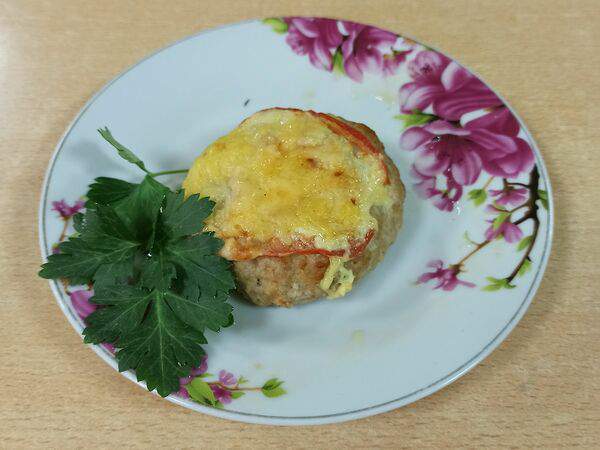 Обеды на Баррикадной - Котлета мясная по-монастырски