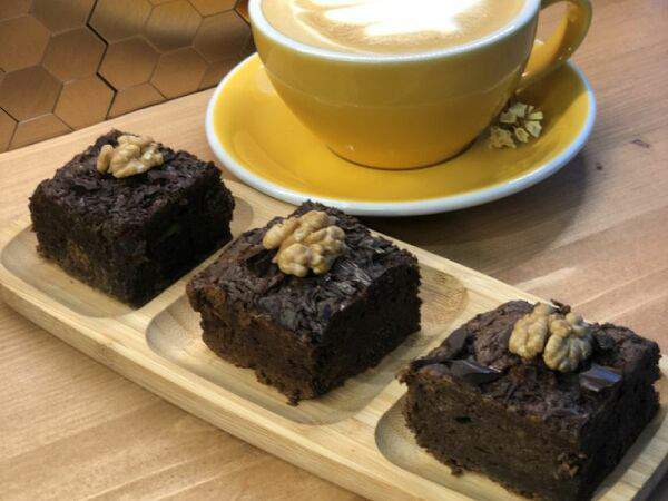 Кофейня Зеленая Улица - Пирожное Брауни Авокадо