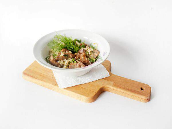 Вареничная №9 - Перловка со свининой и жареным луком