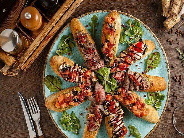 Вершина - Ассорти из трех брускетт