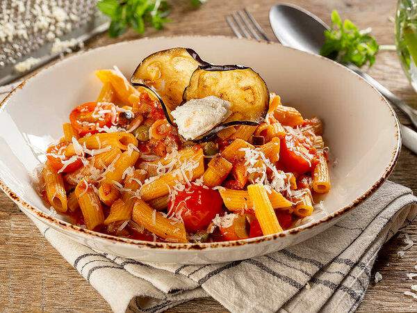 IL Патио - Пенне алла Норма с баклажаном и сыром рикотта